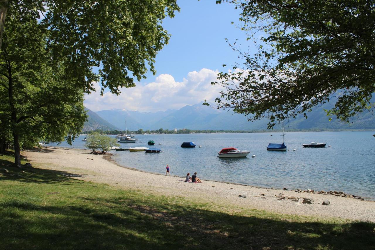 Appartamento con terrazza a due minuti dal lago Minusio Esterno foto